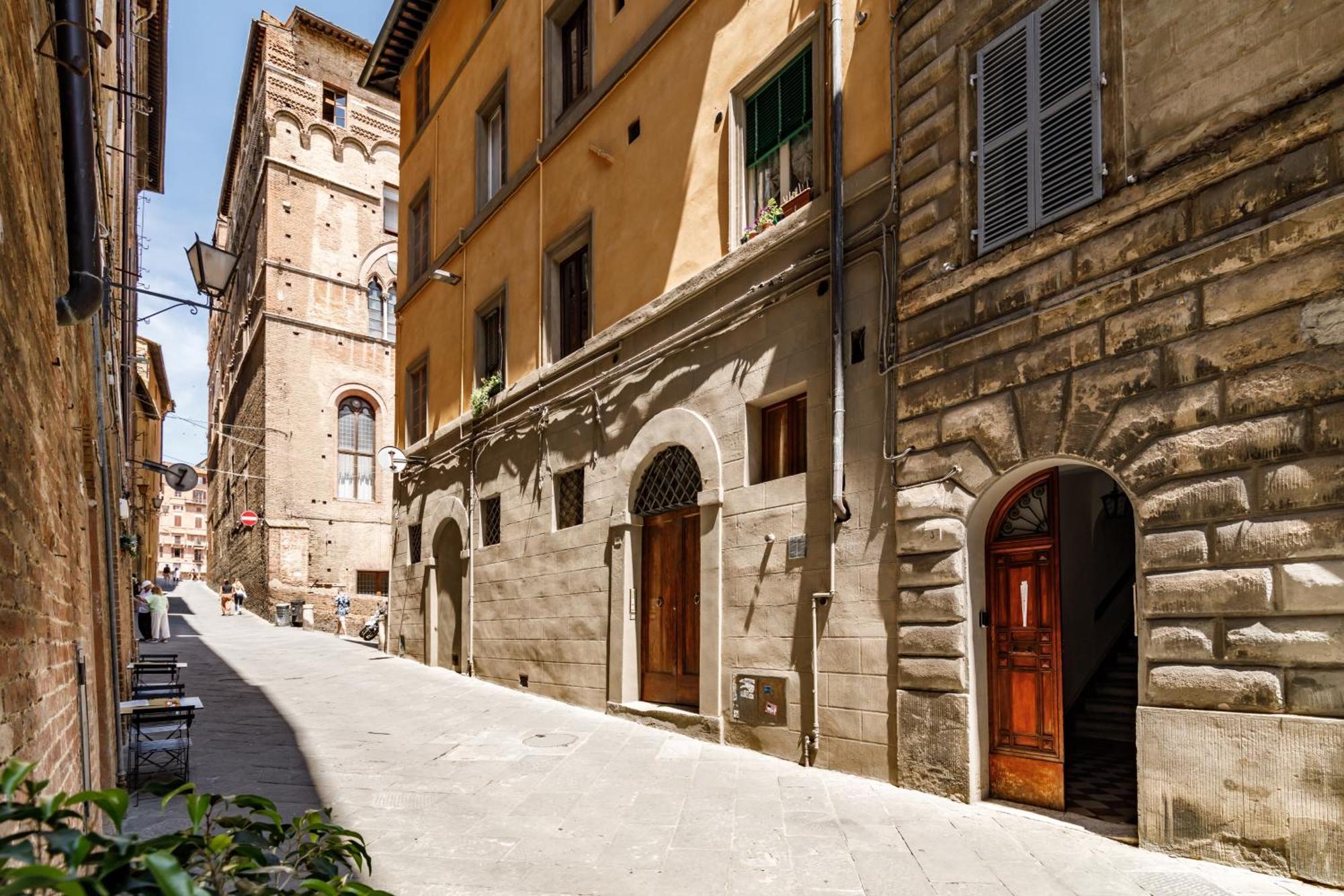 Charme Centro Storico Apartman Siena Kültér fotó