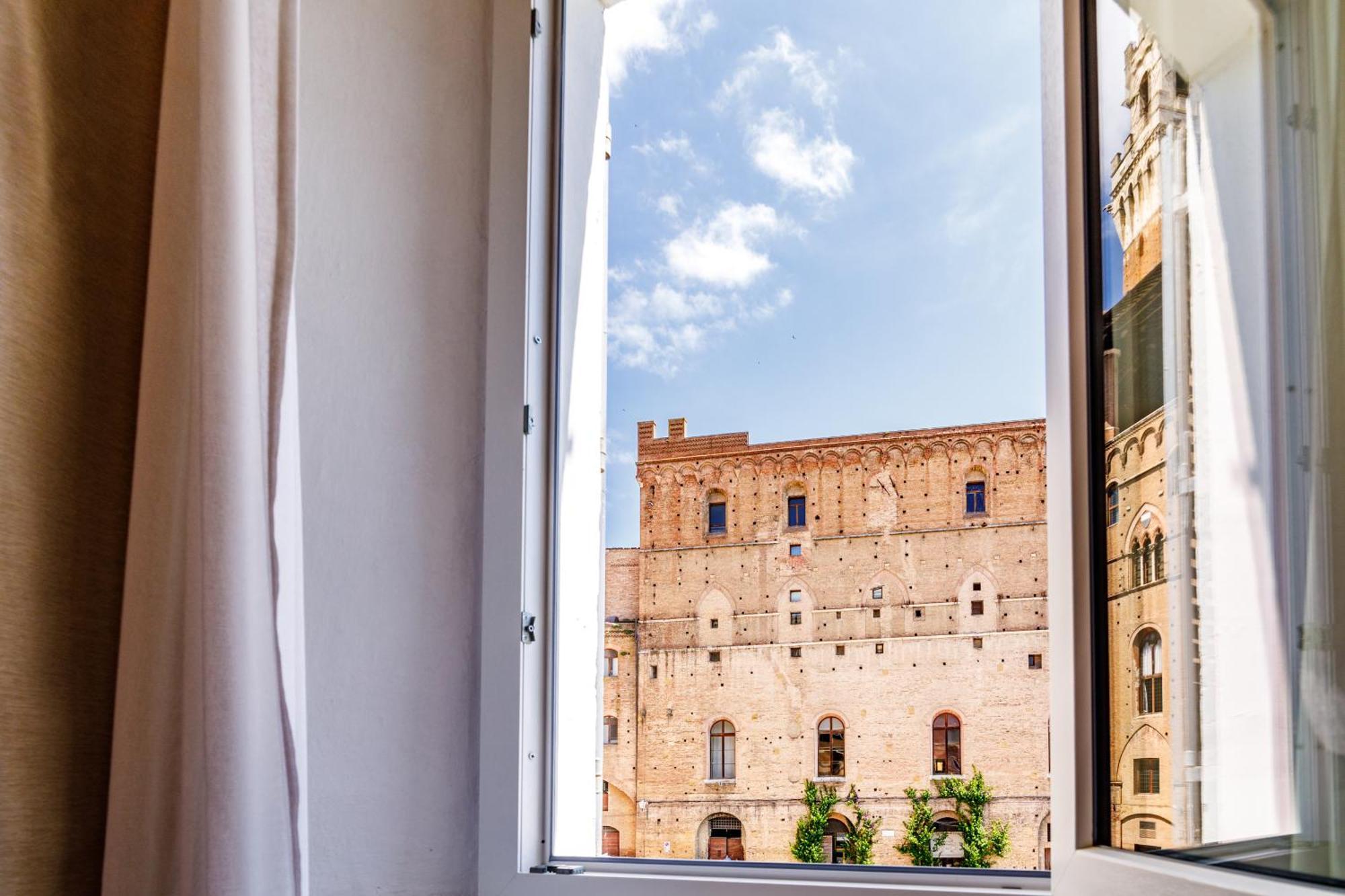 Charme Centro Storico Apartman Siena Kültér fotó